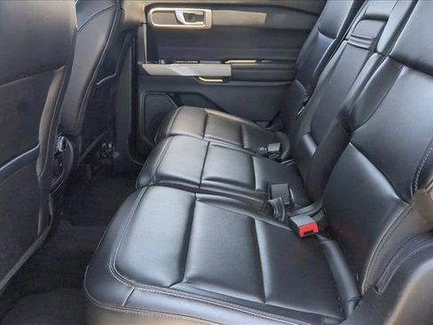 Used 2023 Ford Explorer XLT w/ Equipment Group 202A RWD image 25