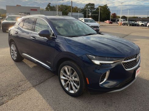 Used 2023 Buick Envision Avenir image 2