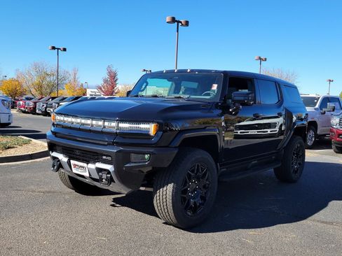 New 2026 GMC Hummer EV SUV w/ LPO, Dark Essentials Package image 4