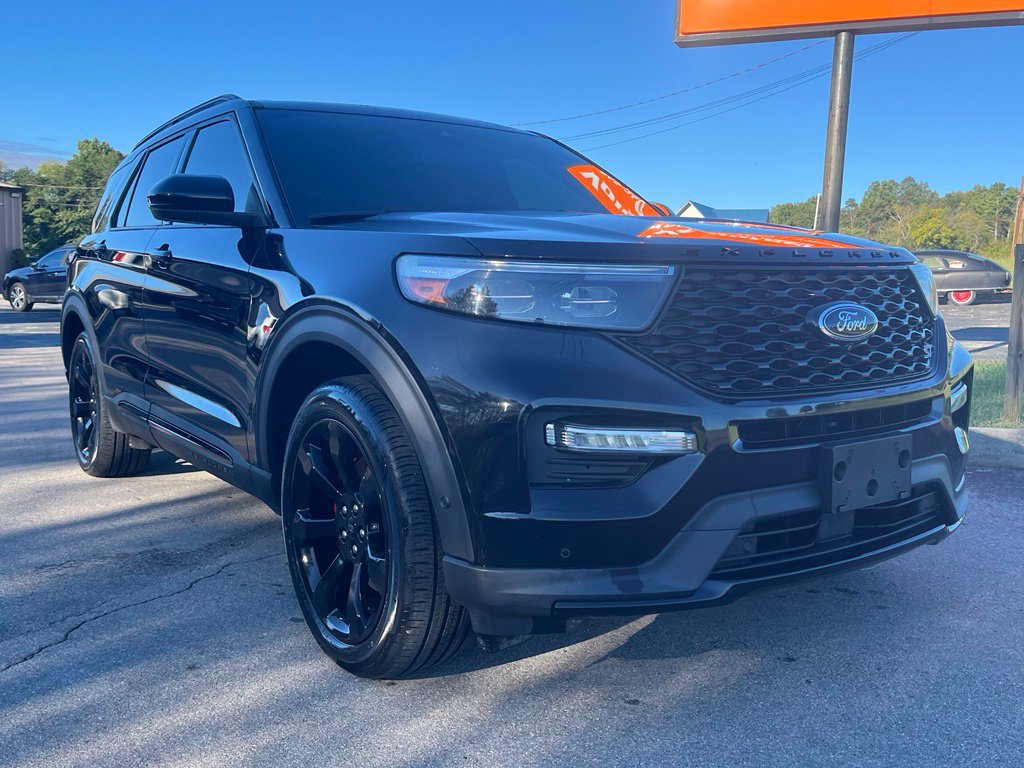 Used 2020 Ford Explorer ST w/ ST Street Pack AWD/4WD image 2
