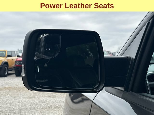 Used 2023 RAM 1500 Laramie AWD/4WD image 7