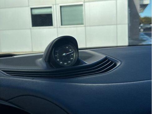 Used 2020 Porsche Taycan 4S image 19