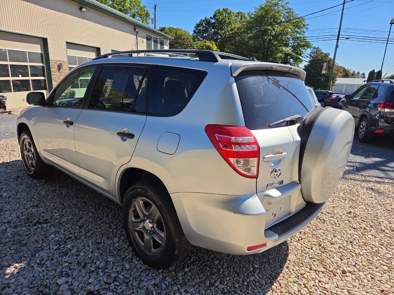 Used 2012 Toyota RAV4 4WD w/ Value Pkg image 5
