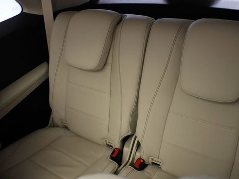 Certified 2023 Mercedes-Benz GLS 450 4MATIC image 46