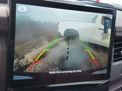 Used 2022 Ford Expedition Limited image 18