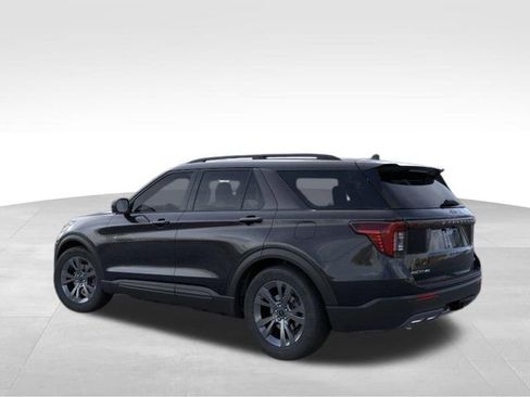 New 2026 Ford Explorer Active w/ Active Comfort Package AWD/4WD image 5