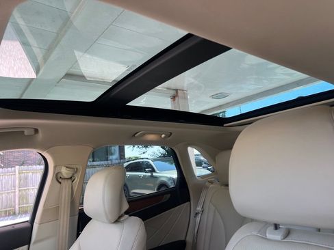 Used 2015 Lincoln MKC FWD w/ Equipment Group 102A Reserve image 8