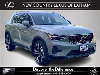 Used 2024 Volvo XC40 B5 Ultimate w/ Climate Package