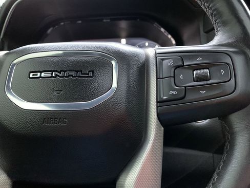 Used 2022 GMC Yukon XL Denali image 23