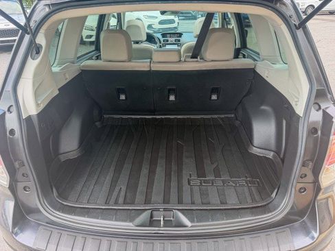 Used 2018 Subaru Forester 2.5i Limited AWD/4WD image 16