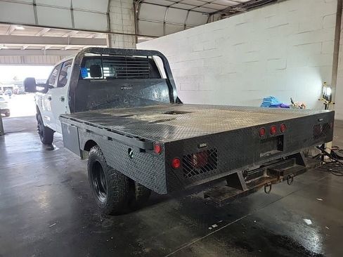 Used 2019 Ford F350 XL w/ Power Equipment Group AWD/4WD image 2
