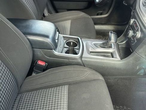 Used 2023 Dodge Charger SXT image 11