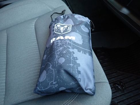 Used 2021 RAM 1500 Big Horn image 15