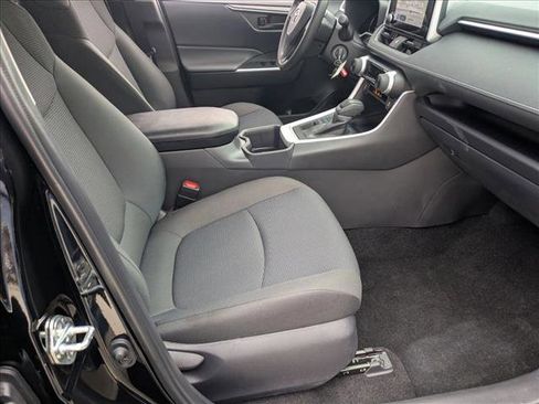 Used 2025 Toyota RAV4 LE image 19