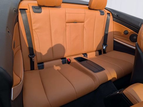 Used 2018 BMW 440i xDrive Convertible image 11