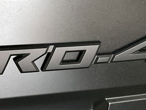 Used 2026 Nissan Frontier PRO-4X w/ Pro-4x Convenience Package image 6