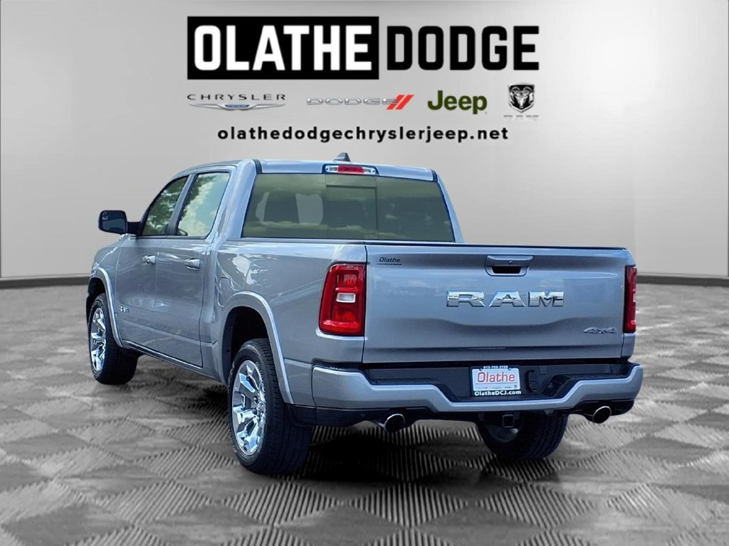 Used 2025 RAM 1500 Big Horn AWD/4WD image 3