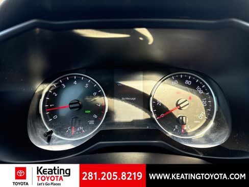 Used 2021 Toyota RAV4 XLE Premium FWD image 17