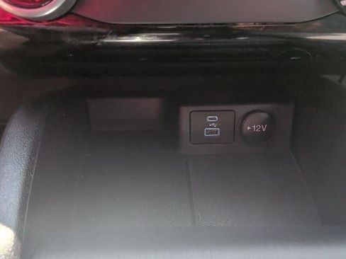Used 2022 Ford Escape SE AWD/4WD image 23