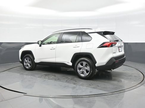 Certified 2025 Toyota RAV4 LE image 5