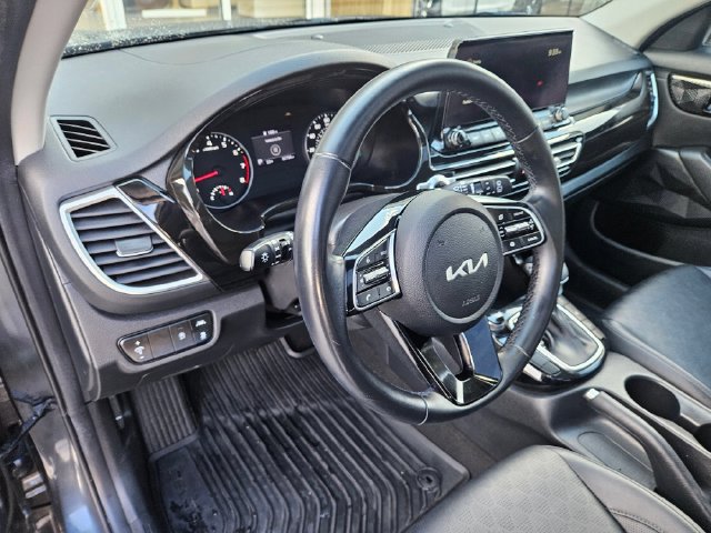 Used 2022 Kia Seltos EX AWD/4WD image 17