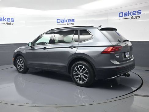 Used 2019 Volkswagen Tiguan SE w/ Panoramic Sunroof Package AWD/4WD image 6