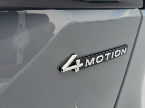 Used 2026 Volkswagen Atlas Peak Edition AWD/4WD image 8
