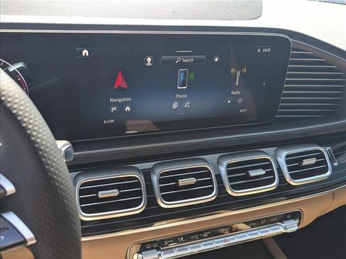 New 2026 Mercedes-Benz GLS 450 4MATIC image 11