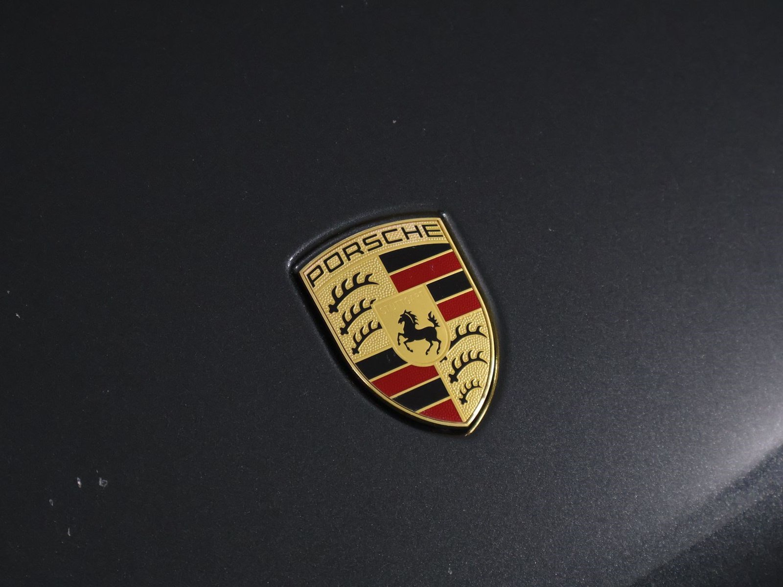 Certified 2024 Porsche Macan AWD/4WD image 29
