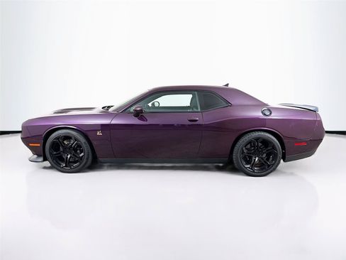 Used 2020 Dodge Challenger R/T Scat Pack w/ Scat Pack Stripe RWD image 28