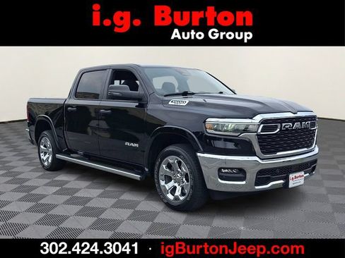 Used 2025 RAM 1500 Big Horn AWD/4WD image 1