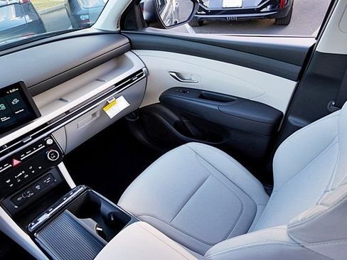 New 2026 Hyundai Tucson Blue SE AWD/4WD image 25