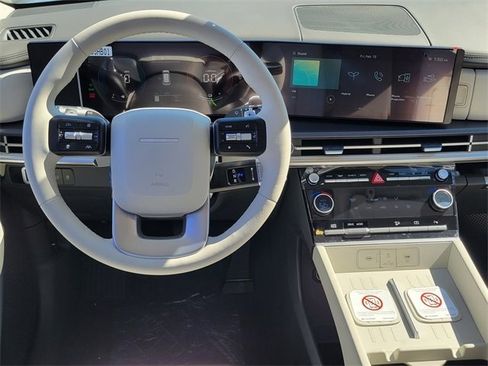 New 2026 Hyundai Santa Fe SE image 4