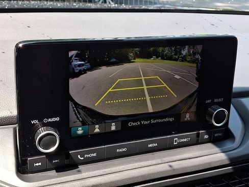 Certified 2023 Honda Accord EX image 18