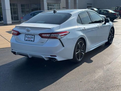 Certified 2020 Toyota Camry XSE FWD image 3