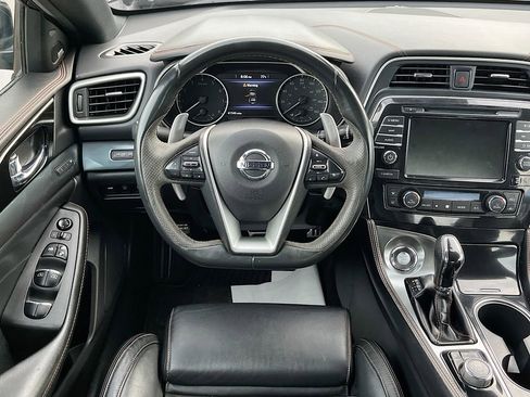 Used 2021 Nissan Maxima SR w/ Sport Mat Group FWD image 24