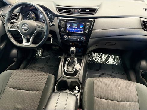 Used 2020 Nissan Rogue S w/ Special Edition Package image 12