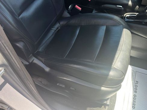 Used 2017 Buick Encore Essence FWD image 30