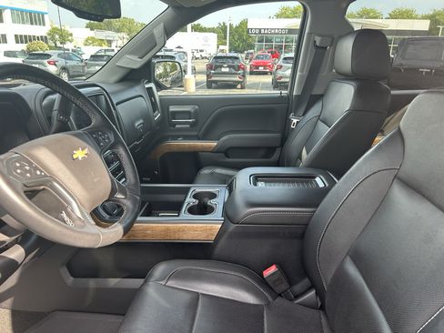 Used 2018 Chevrolet Silverado 1500 LTZ w/ Sport Package AWD/4WD image 9