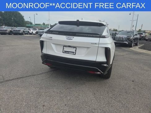 Used 2024 Cadillac Lyriq Sport RWD image 20
