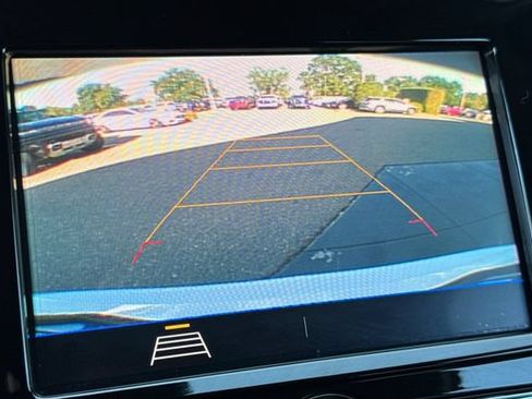 Used 2022 Buick Encore Preferred w/ Safety Package AWD/4WD image 27