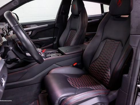 Used 2019 Lamborghini Urus AWD/4WD image 31