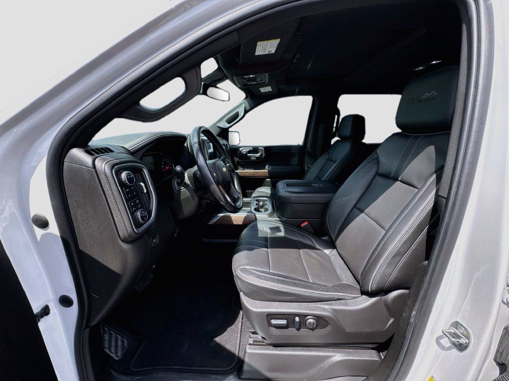 Used 2022 Chevrolet Silverado 1500 High Country AWD/4WD image 22