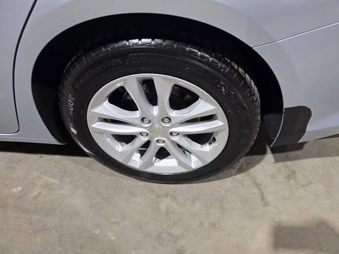 Used 2017 Chevrolet Malibu LT w/ Driver Confidence Package image 22