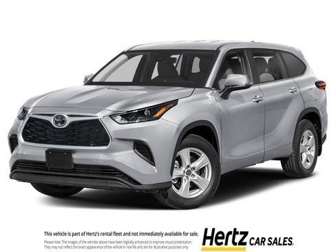 Used 2025 Toyota Highlander LE FWD image 1