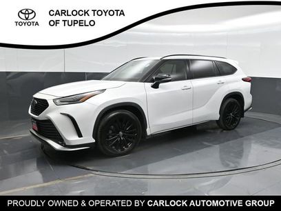 Used 2023 Toyota Highlander XSE