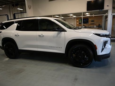 New 2026 Chevrolet Traverse LT w/ Driver Confidence Package image 4