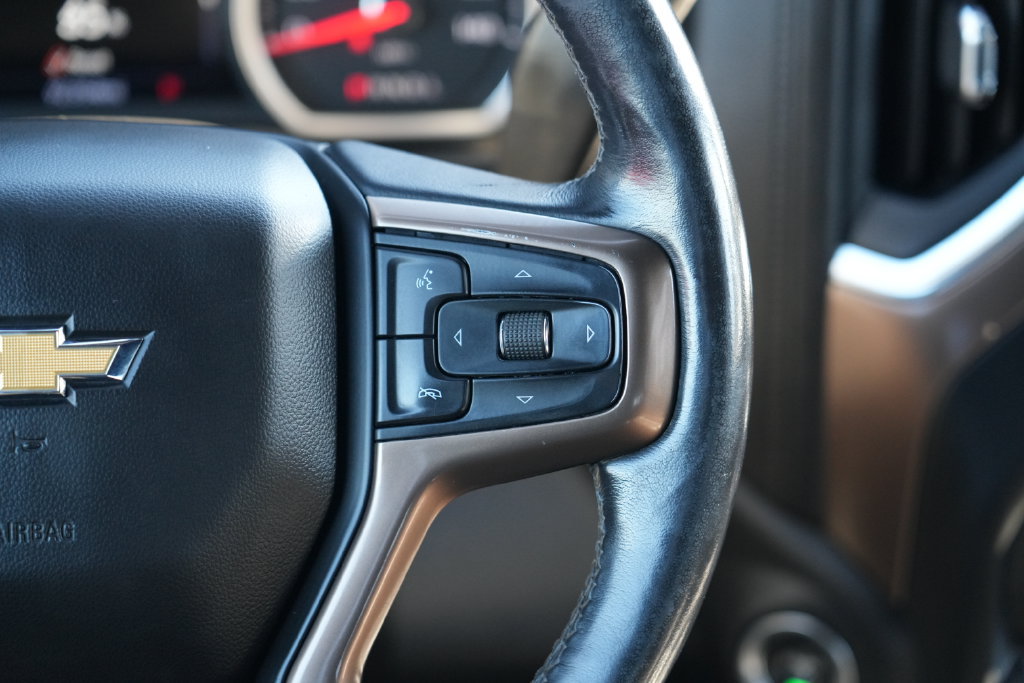 Used 2022 Chevrolet Silverado 2500 High Country AWD/4WD image 17