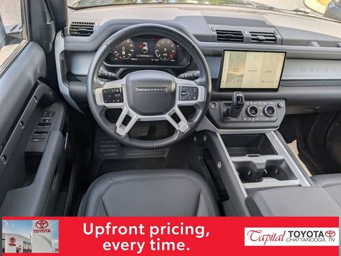 Used 2025 Land Rover Defender 110 S AWD/4WD image 8