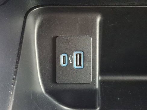 Used 2024 Ford F150 XLT w/ Mobile Office Package image 26